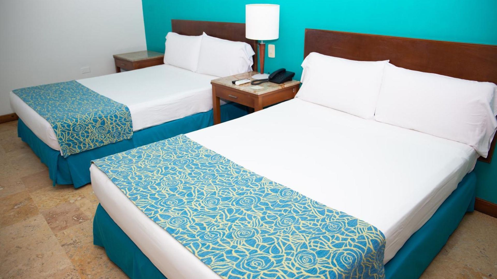 Oceania Hotel 3*