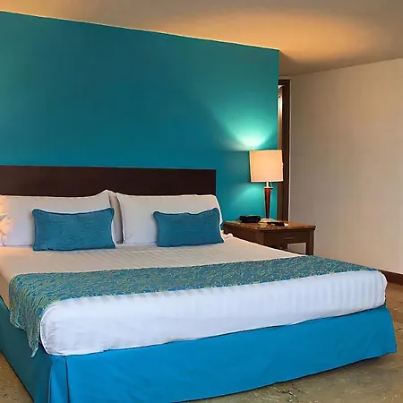 Hotel Oceania 3*