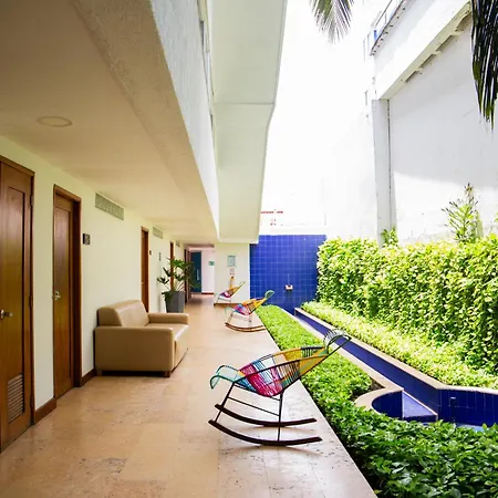 Oceania Hotel