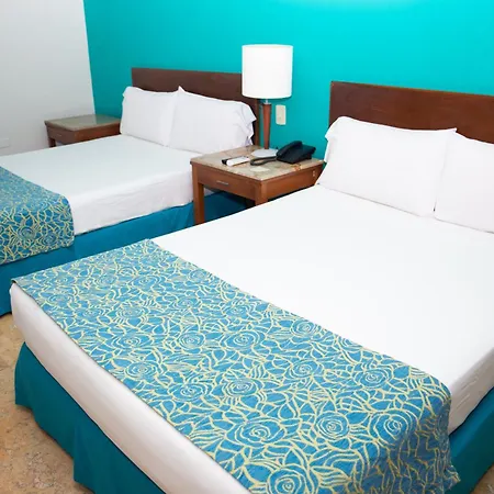 Oceania Hotel 3*