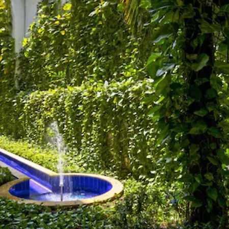 Oceania Hotel 3*